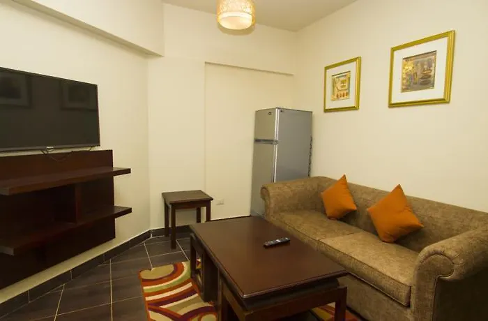 Dağ evi Sea View Chalet In Porto South *