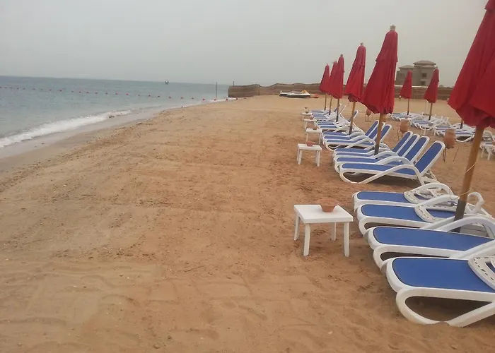 Sea View Chalet In Porto South